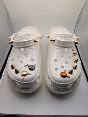 CROCS Bae Spiked Glitter Platform White clogs size 9
